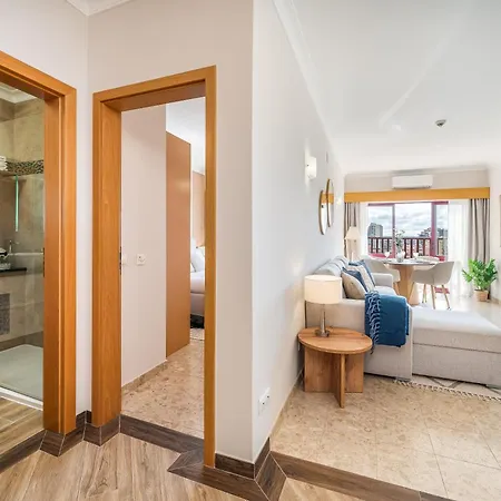 Azul Ocean View Апартаменти